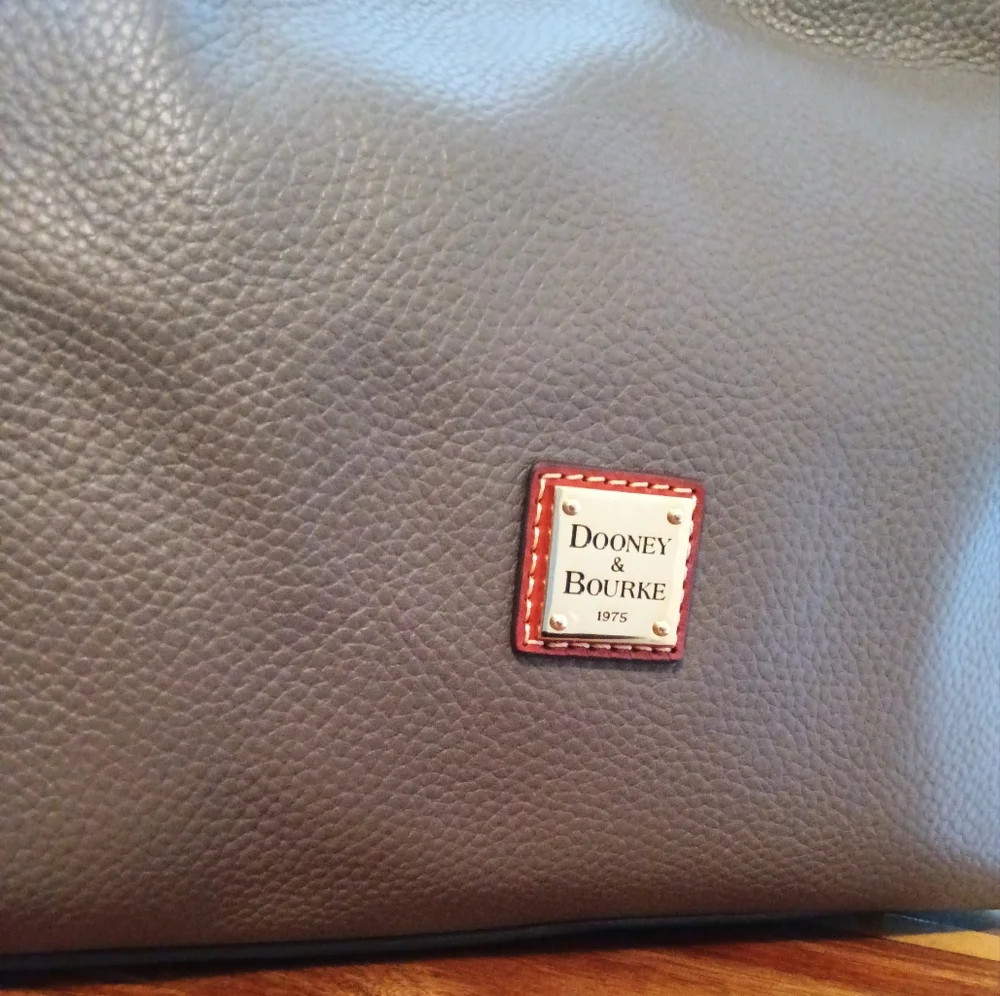 Dooney & bourke - Picture 4 of 16